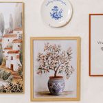 Quadro Decorativo Flores em Vaso Moldura em Madeira - 30x40cm