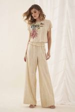 T - SHIRT CROPPED TEXTURA C/ FLORAL FRENTE