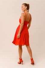 VESTIDO CURTO LISO C/ ABERTURA LATERAL