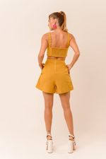 SHORT LISO CRISPY C/ DETALHE EM V