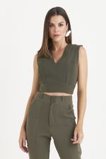 BLUSA CROPPED ALFAIATARIA LISA C/ PALA BORDADA