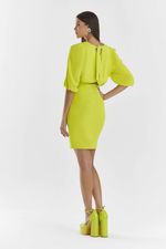 VESTIDO CURTO LISO FLOW COM TORÇÃO FRENTE