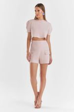 SHORT LISO EM CREPE C/ BOLSO FRENTE