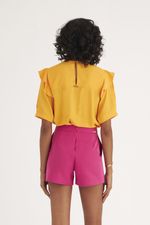 T-SHIRT LISA EM CREPE COM BABADO MANGA