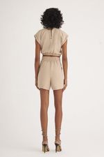 SHORT LISO DOBBY C/ DETALHE DE PESPONTO
