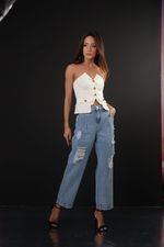 CALÇA JEANS MOM FIT COM PREGAS FRENTE
