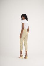 T-SHIRTE LISA EM CREPE C/ FENDA LATERAL