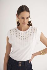 T-SHIRT C/ MANGA ACETINADA C/ PEDRARIA OURO FRENTE