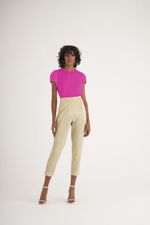 T-SHIRTE LISA EM CREPE C/ FENDA LATERAL