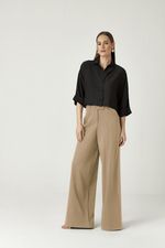 CALÇA LISA ALFAIATARAIA C/ CÓS TRANSPASSADO