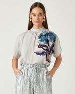 BLUSA OVERSIZE C/ GOLA PADRE ESTAMPA FLORAL FRENTE