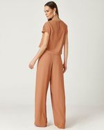 CALÇA LISA EM CREPE C/ MARTINGALE CÓS