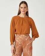 BLUSA LISA EM CREPE MANGA LONGA C/ PREGA FRENTE