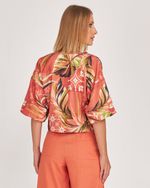 BLUSA CROPPED MÁLAGA COM GOLA VIRADA