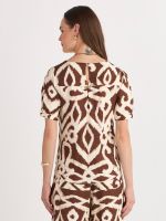T-SHIRT MARAJOARA DECOTE QUADRADO