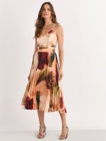 VESTIDO MIDI PLISSADO TUCUPI