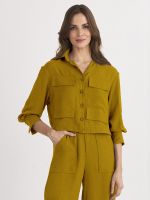CAMISA CROPPED DOBBY C/ BOLSOS FRENTE