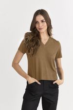 T-SHIRT MALHA BÁSICA DECOTE V