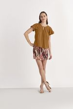 T-SHIRT LISA SENSITIVE C/ PREGA E BABADO MANGA