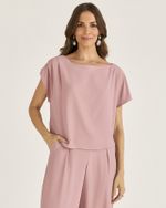 BLUSA EM CREPE ASSIMÉTRICA C/ PREGAS NO OMBRO