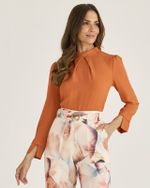 BLUSA TEXTURE MANGA LONGA C/ PREGA FRENTE