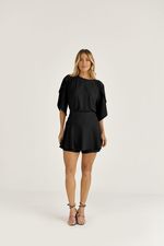SHORT SAIA EM CREPE C/ BABADOS
