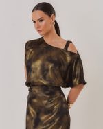 BLUSA SATIN GOLD C/ DECOTE ASSIMÉTRICO TRANÇA