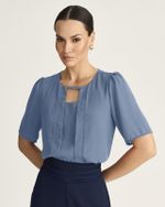 T-SHIRT LISA EM CREPE C/ PREGA NA FRENTE