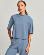T-SHIRT CROPPED DE MOLETOM C/ CORTE A FIO