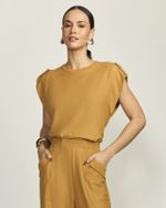 T-SHIRT MALHA COMFY OMBRO ESTRUTURADO