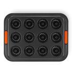 Forma 12 Mini Bundts Le Creuset