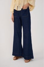 CALÇA JEANS FLARE BOLSOS 