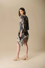 VESTIDO ESTAMPADO COM BARRA RENDADA