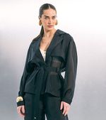 JAQUETA COM SOBREPOSIÇÃO DE ORGANZA 