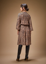 VESTIDO MIDI ESTAMPA TOTTORI