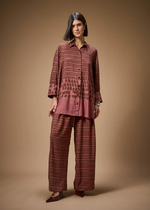 CALÇA PANTALONA DETALHADA ESTAMPA CHAWAN