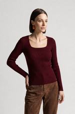 BLUSA CANELADA  ML GOLA  QUADRADA - CABERNET 