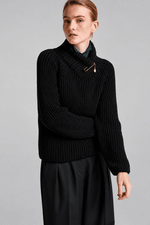 BLUSA PULL DECOTE V TRANSPASSADO - PRETO