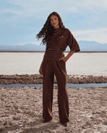 CALCA WIDE LEG C/ PREGAS - BROWN 