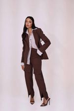 BLAZER BOX COM ALFAIATARIA LISTRAS - MARROM