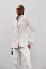 BLAZER BOX COM ALFAIATARIA LISTRAS - OFF WHITE