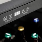 Cervejeira Crissair Mediun Inverter de Embutir 135 Litros 220V Abertura para Direita