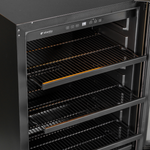 Refrigerador De Bebidas Elanto Nero Argento 60cm 152 Latas Porta Direita