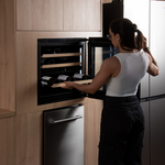 Adega Arkton Dual Zone Integrada 60cm 220V