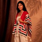 Poncho Peruano Tradicional de Lã com Tassel