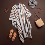 Poncho Peruano Tradicional de Lã com Capuz