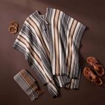 Poncho Peruano Tradicional de Lã com Capuz