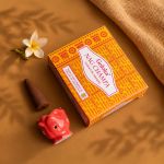 Kit Incensário Indiano Cascata Vermelho e Incenso Nag Champa
