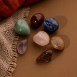 Kit de Pedras Roladas dos 7 Chakras