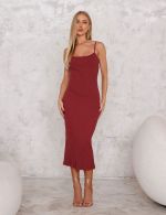 Vestido Midi Marsala Jamile